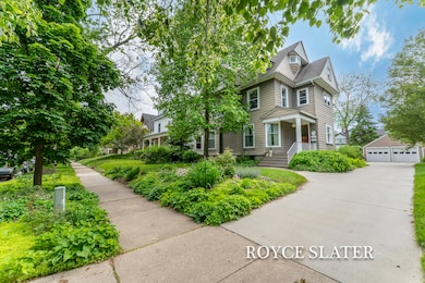 CollegeAve.78