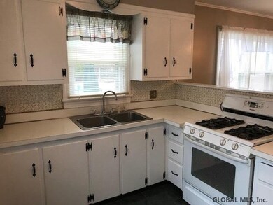 520 6th Ave, Troy, NY 12182 - photo 6