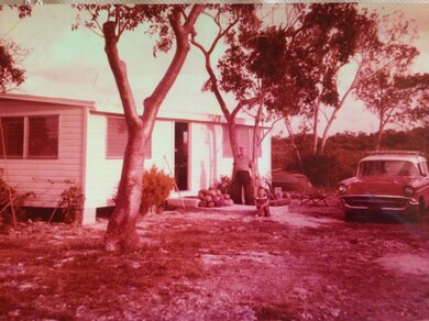 125 tree lane, key west, mom 020
