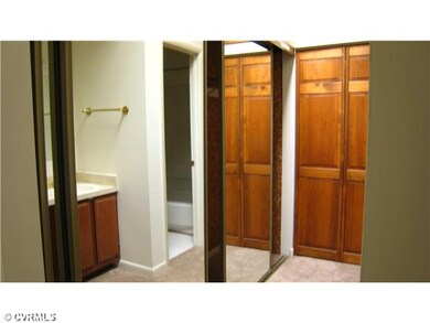 Master Bedroom - Dressing Area in Master with lots