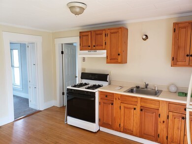 68 Charles St unit A, Rochester, NH 03867 - photo 3