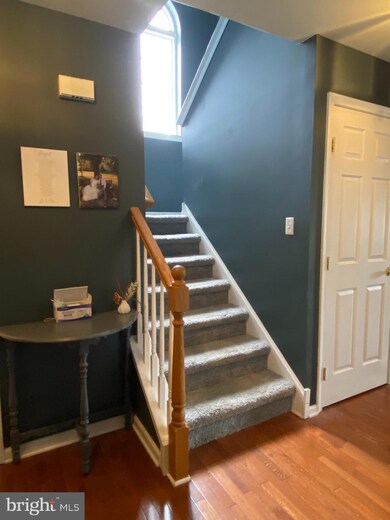 412 Rutledge Ave, Folsom, PA 19033 - photo 5