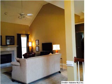 Greatroom with vaulted ceiling