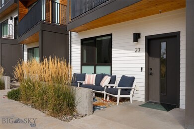 1st level patio