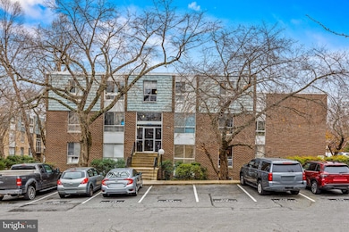 3970 Bel Pre Rd unit 4, Silver Spring, MD 20906 - photo 2