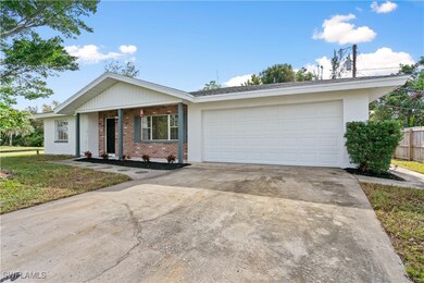 930 Entrada Dr N, Fort Myers, FL 33919 - photo 5