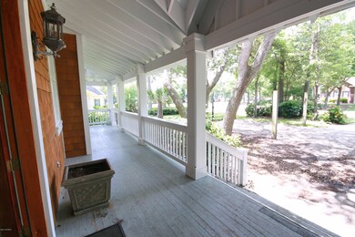 Front Porch Right