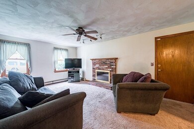 3 Gaskill Cir, Hopedale, MA 01747 - photo 6