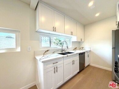 8821 Alcott St unit 8, Los Angeles, CA 90035 - photo 3