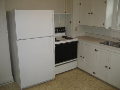 Kitchen to main floor