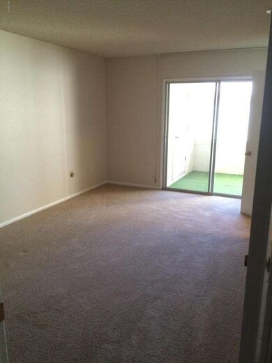 13639 N Newcastle Dr, Sun City, AZ 85351 - photo 2