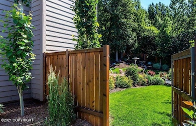 Entry to yard