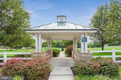 9619 Devedente Dr unit 206, Owings Mills, MD 21117 - photo 6