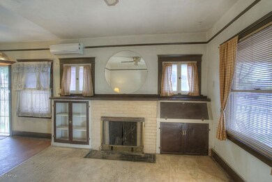 SOUTH UNIT FIRE PLACE