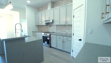 403 Faith Dr unit 73, La Feria, TX 78559 - photo 6