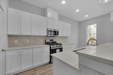 3367 Daphne St, Houston, TX 77021 - photo 5