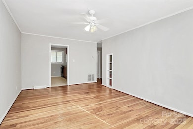 3210 Minnesota Rd unit 3210, Charlotte, NC 28208 - photo 5