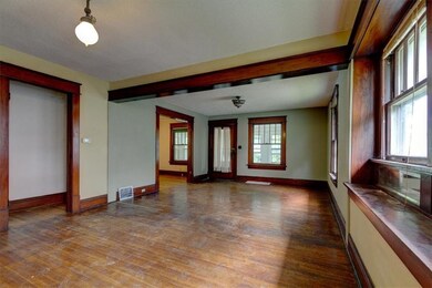 2820 Rollins Ave, Des Moines, IA 50312 - photo 6