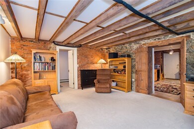 395 Benefit St unit 6, Providence, RI 02903 - photo 3