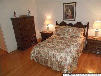 73 Jaffe St, Staten Island, NY 10314 - photo 7
