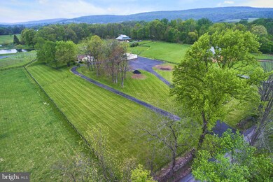 15723 Edgegrove Rd, Hillsboro, VA 20132 - photo 2