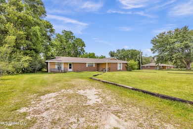 23027 Indian Ridge Rd, Picayune, MS 39466 - photo 5