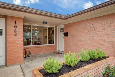 1842 Latexo Dr, Houston, TX 77018 - photo 2