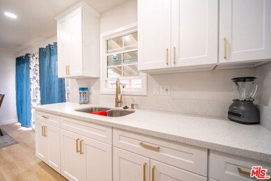 16213 Mckinley Ave, Carson, CA 90746 - photo 4