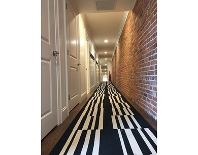 1471 Beacon St unit 8, Brookline, MA 02446 - photo 5