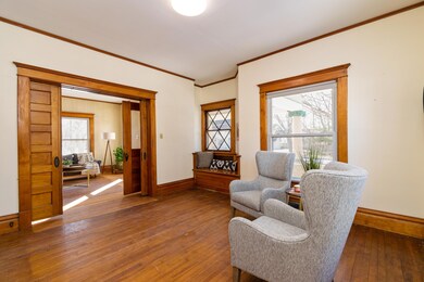 Front Bedroom 5/Library/Office