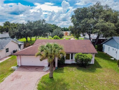 5407 Hill Dr, Zephyrhills, FL 33542 - photo 4