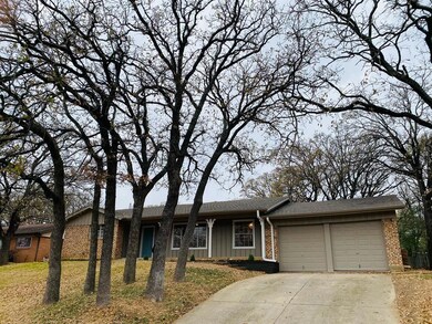 833 Wade Dr, Bedford, TX 76022 - photo 2