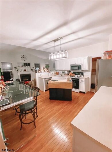 8 Springton Cir, Mays Landing, NJ 08330 - photo 5