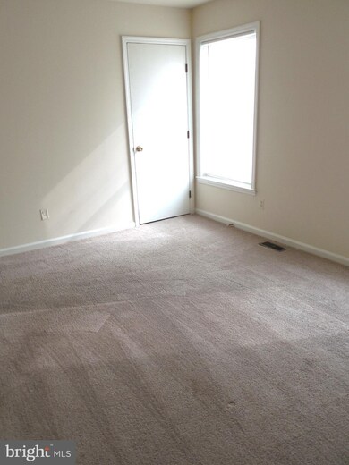 427 Strathaven Ct, Newark, DE 19702 - photo 7