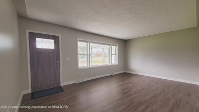 611 S Canal Rd, Lansing, MI 48917 - photo 6
