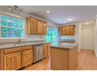 15 Toblin Hill Dr, Shrewsbury, MA 01545 - photo 2