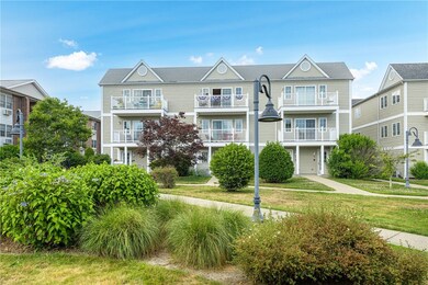 675 Metacom Ave unit 58, Bristol, RI 02809 - photo 2