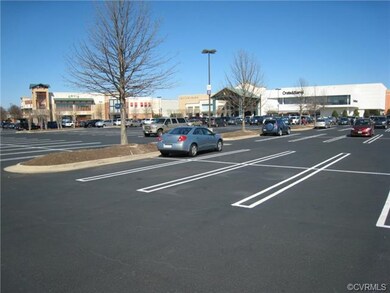 5 minutes to newer Short Pump Mall for your conven
