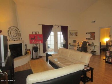 Family room 2