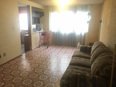 7 Living Room