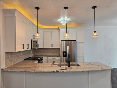 816 S 10th St, New Stanton, PA 15672 - photo 4