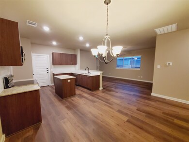 9733 Grosbeak Ln, Magnolia, TX 77354 - photo 4