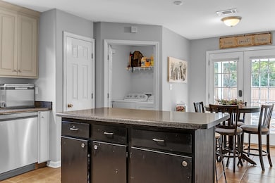 497 Bryson Cir, Hahira, GA 31632 - photo 3