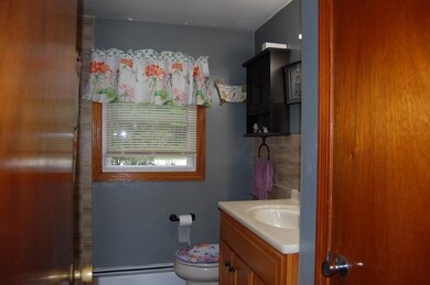 219 Rattlesnake Hill Rd, Auburn, NH 03032 - photo 7