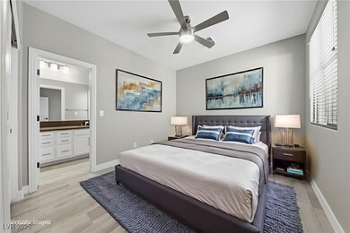 10310 Glacier Mist Ave, Las Vegas, NV 89149 - photo 4