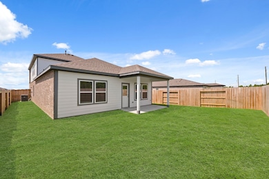 440 Long Branch Dr, Dayton, TX 77535 - photo 6