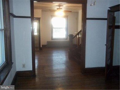 641 Chambers St, Trenton, NJ 08611 - photo 6