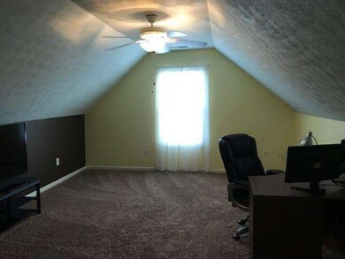 106 Warren Cir, Shelbyville, TN 37160 - photo 2