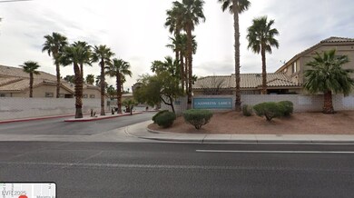 Entrance to Mannetta Lane on Michael Way