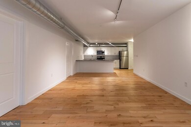 224 Church St unit 211, Philadelphia, PA 19106 - photo 4